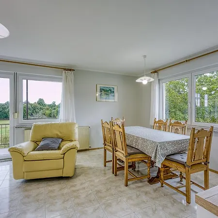 Cesar's Karst Estate Apartament Sežana