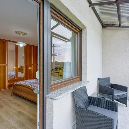 Cesar's Karst Estate Appartement Sežana