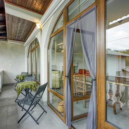 Cesar's Karst Estate *