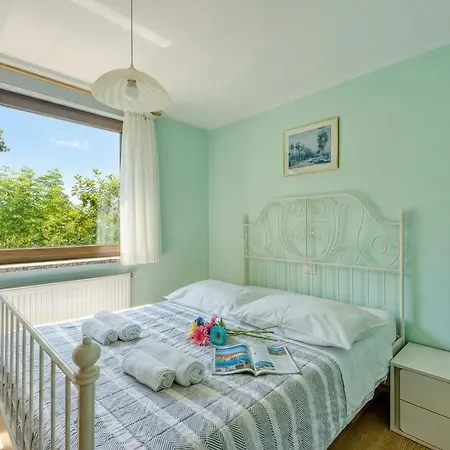 Apartment Cesar's Karst Estate Sezana