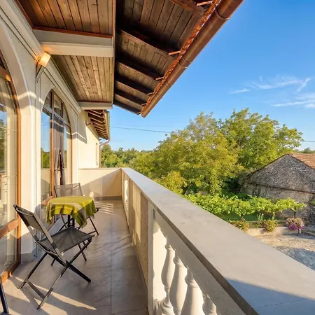 Cesar's Karst Estate *