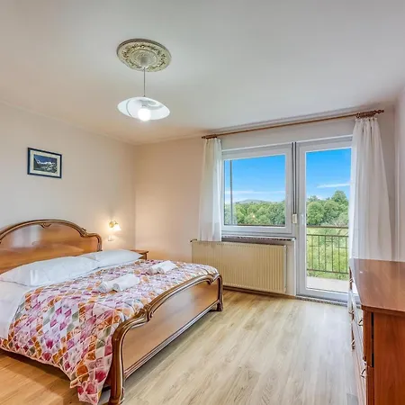 Διαμέρισμα Cesar's Karst Estate Sežana