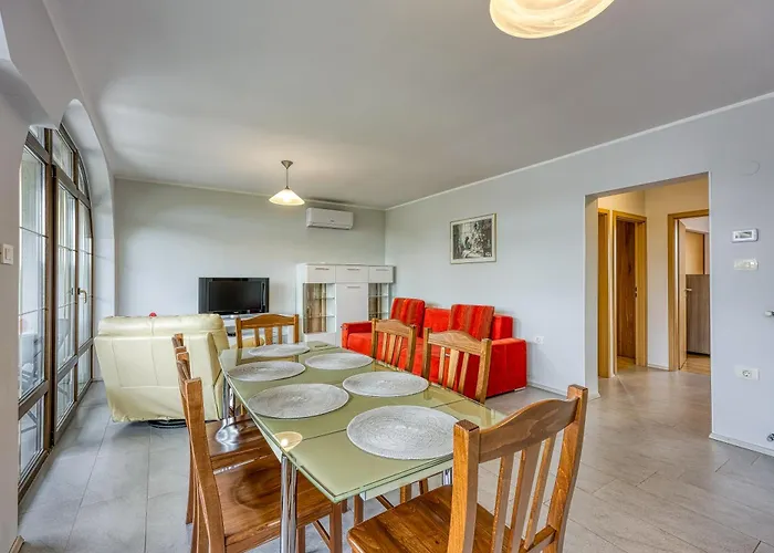 Cesar's Karst Estate *