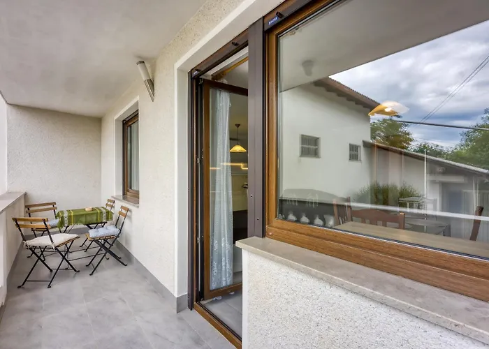 아파트 Cesar's Karst Estate 세자나